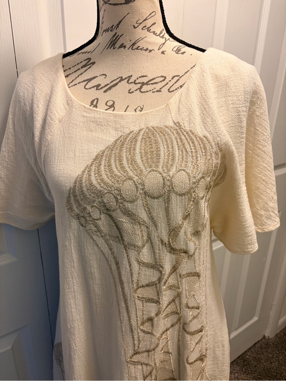 Cream Short-Sleeve Tunic Dress with Delicate Jellyfish Embroidery - Picture 2 of 5